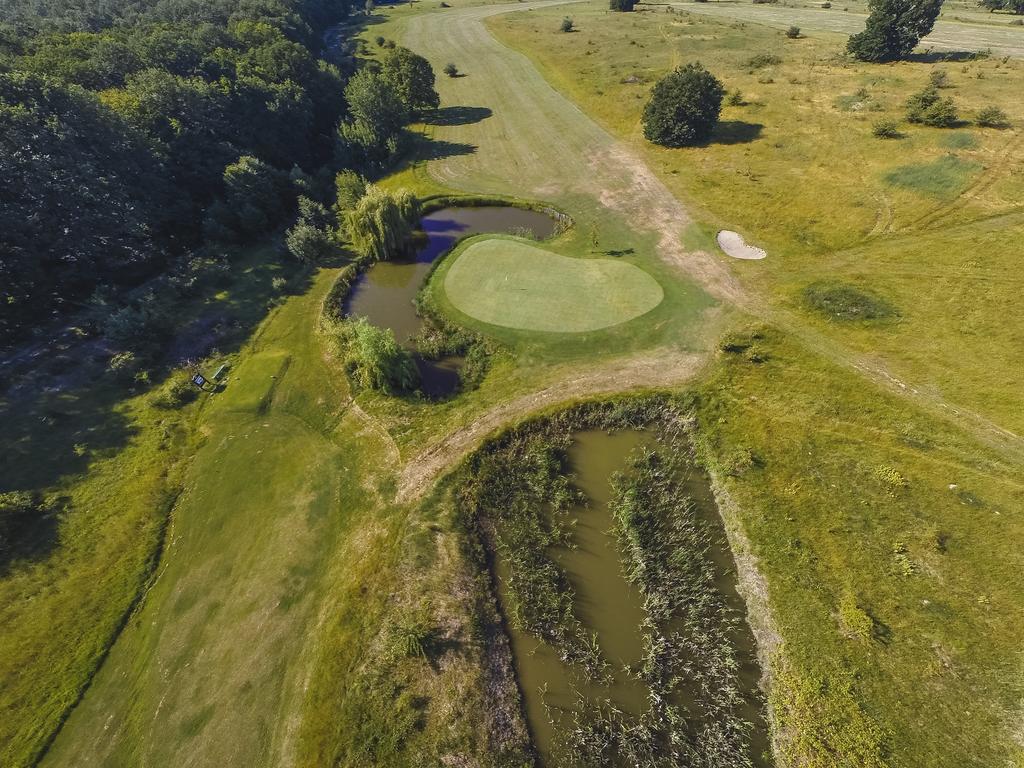 Golf Hotel Pianu Pianu de Jos Экстерьер фото