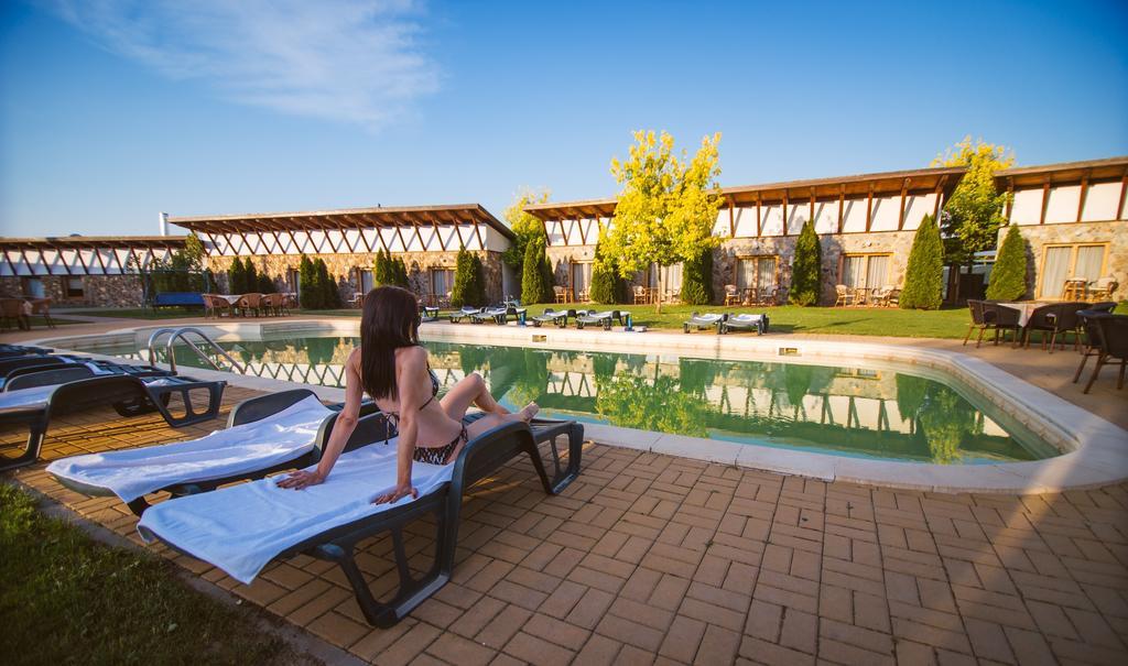 Golf Hotel Pianu Pianu de Jos Экстерьер фото
