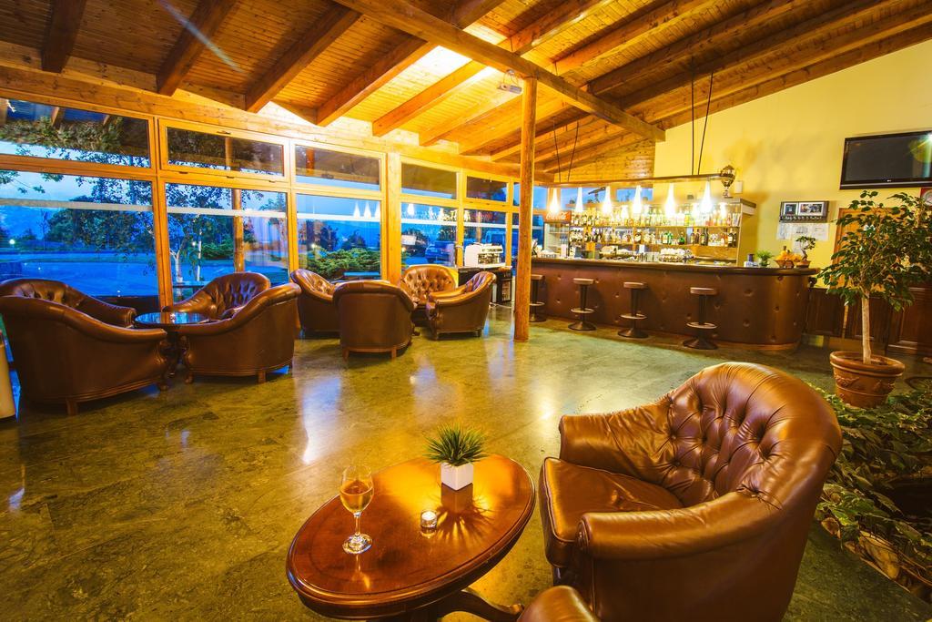 Golf Hotel Pianu Pianu de Jos Экстерьер фото